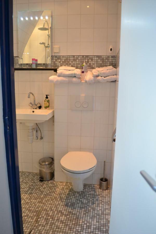 Karnemelkhuys Bed & Breakfast Енкхейзен Екстериор снимка